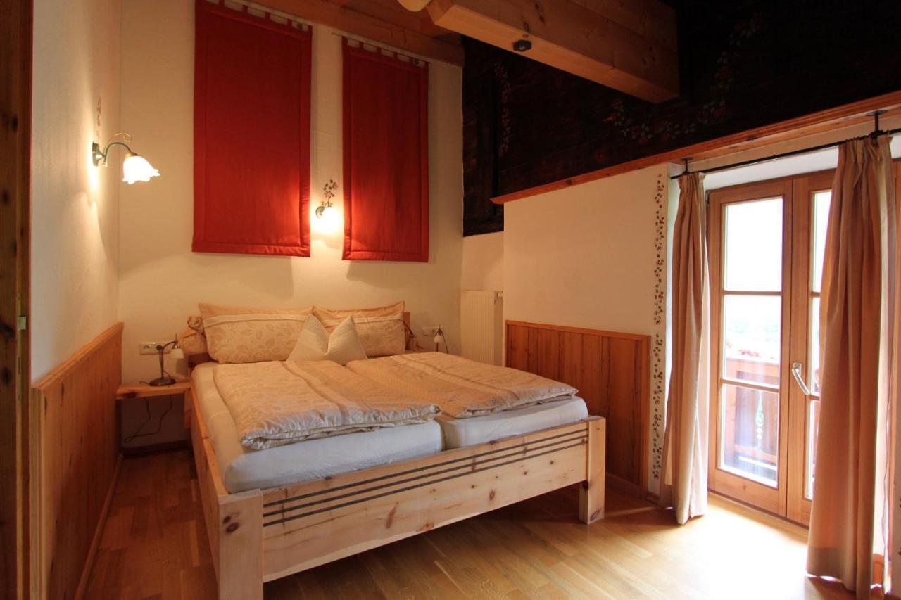 Ferienwohnungen Haus Waldwinkel Aschau im Chiemgau Bagian luar foto