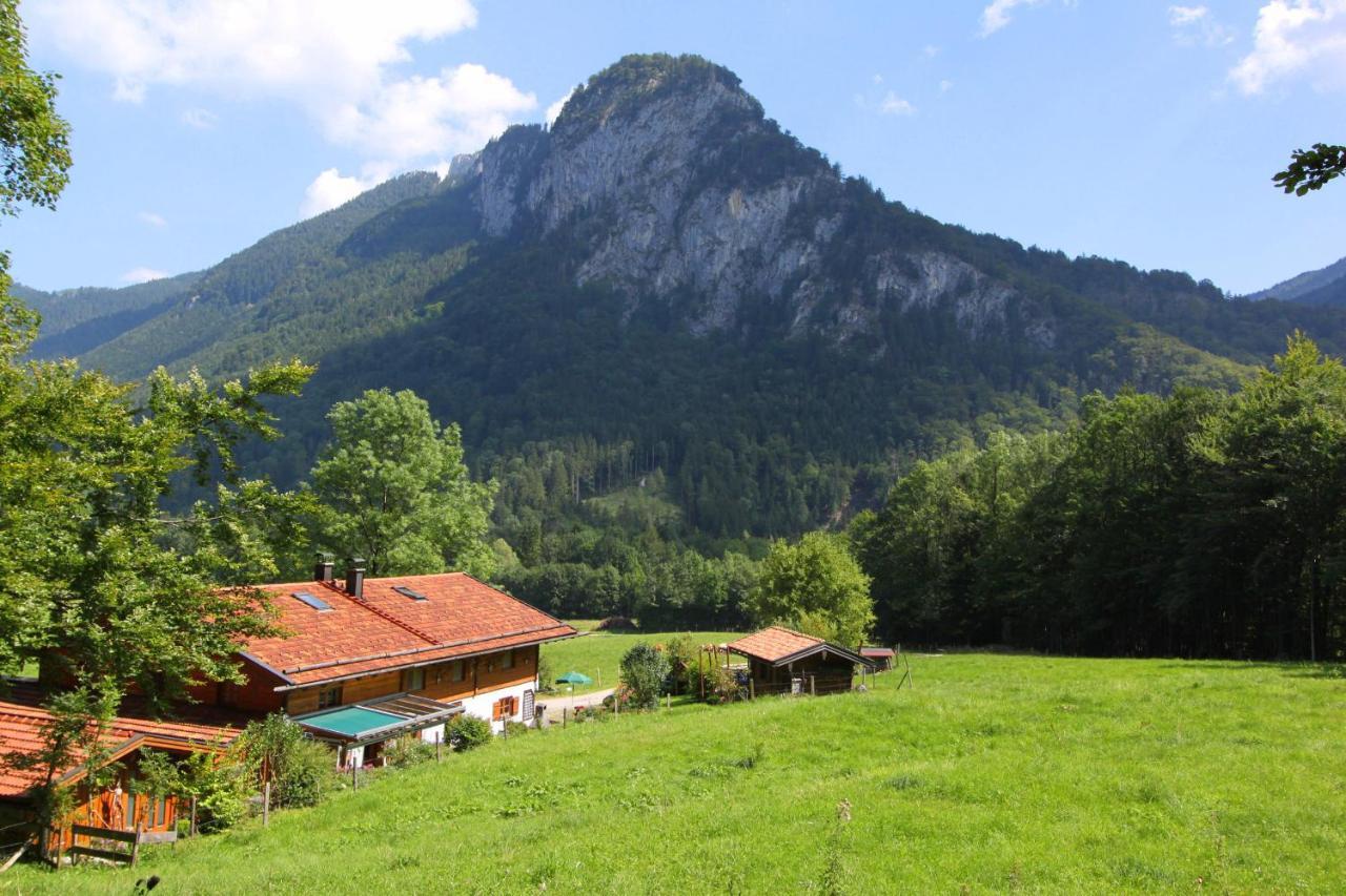 Ferienwohnungen Haus Waldwinkel Aschau im Chiemgau Bagian luar foto